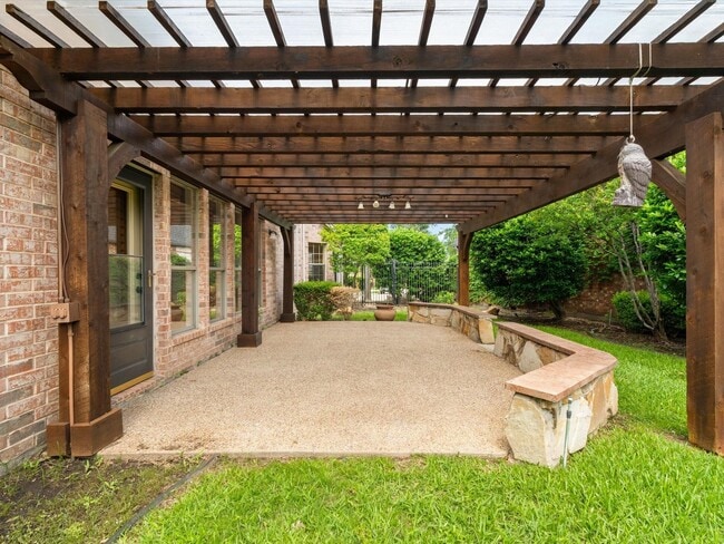 Building Photo - 4699 San Marcos Way