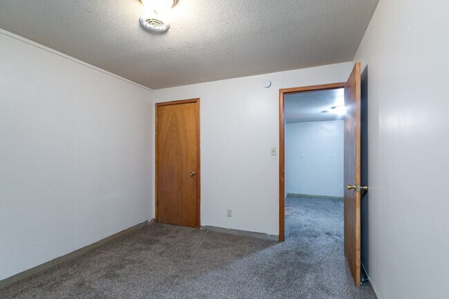 Building Photo - 1111 Wharton Manor Rd