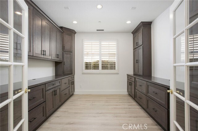 Building Photo - 12 Douglass Dr