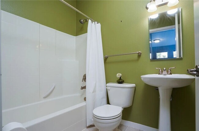 Building Photo - 2357 Yakima Ct