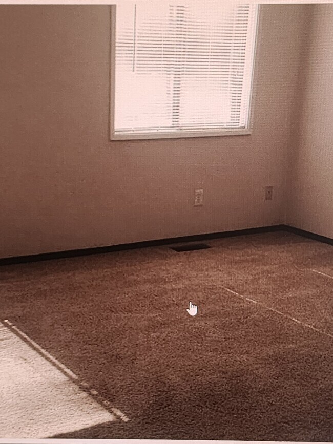 2nd upstairs bedroom - 50 NE Village Squire Ave