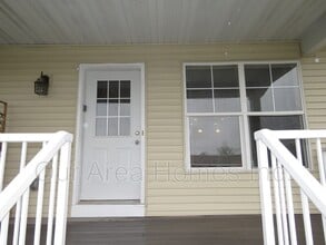 Building Photo - 2880 Clover Ridge Dr