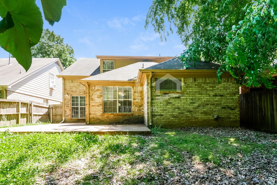 Building Photo - 1377 Marhill Cove