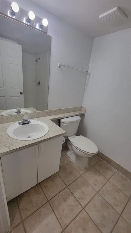 Building Photo - 4197 N Haverhill Rd