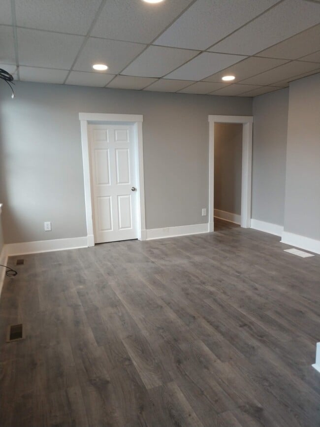 Building Photo - 70 S 15th St