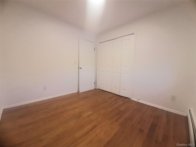 Building Photo - 180 Sylvan Lake Rd