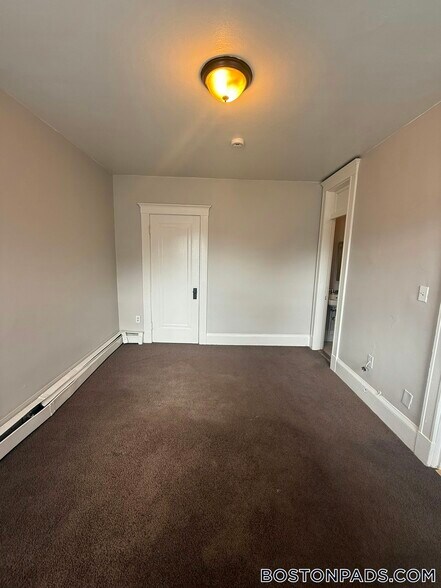Building Photo - 3 Kingsley Terrace