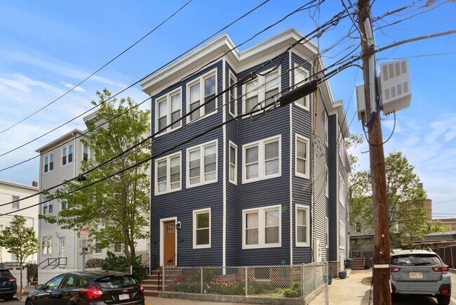 Building Photo - 29 Mansfield St