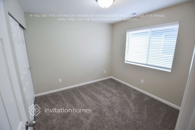 Building Photo - 1827 71st Ave SE