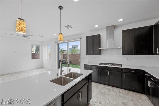 Building Photo - 11325 Gravitation Dr