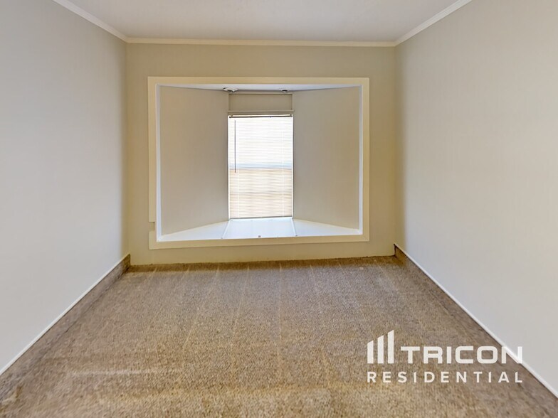 Building Photo - 7828 Texridge Dr