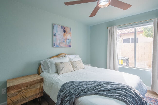 Building Photo - 7289 W Kimberly Way