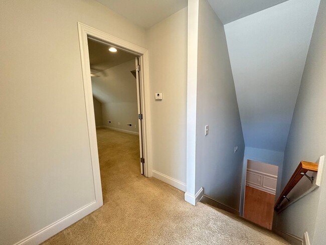 Building Photo - Oak Ridge at Plantation Landing | 4 Bedrooms, 3 Baths