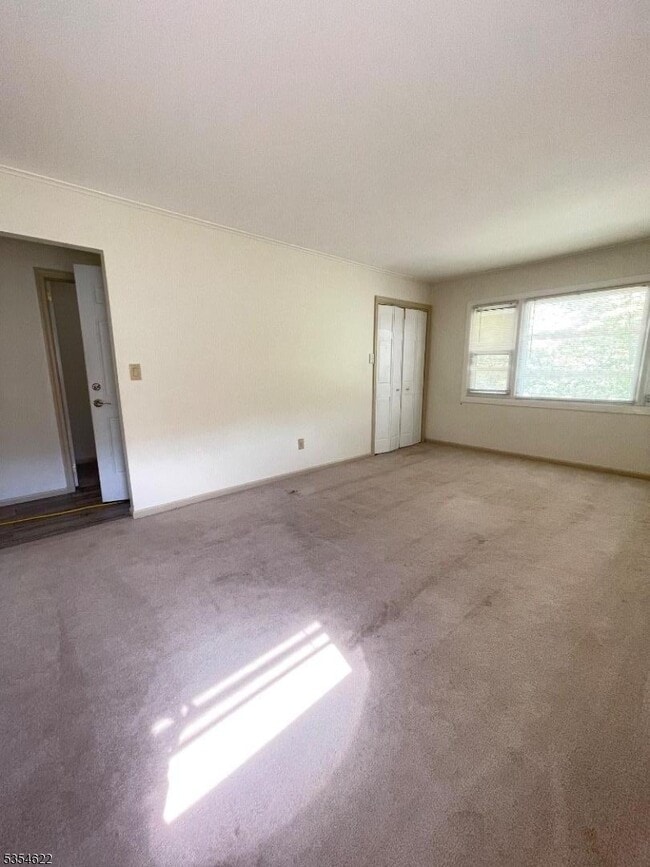 Building Photo - 331 Boxwood Ct