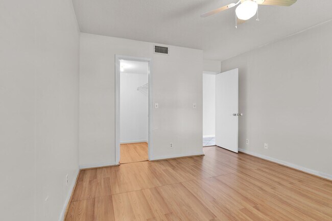 Building Photo - 1040 Homewood Blvd
