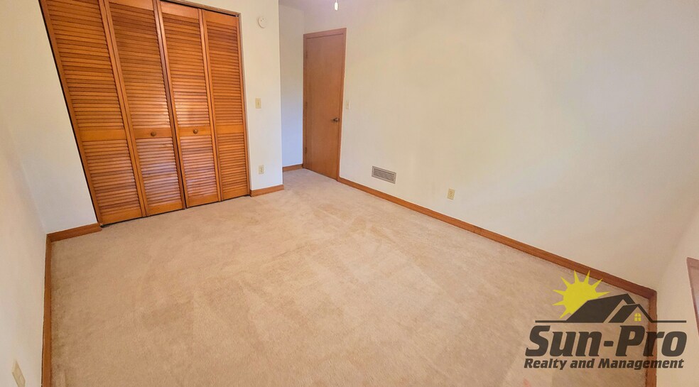 Building Photo - 1668 Spring Garden Ct