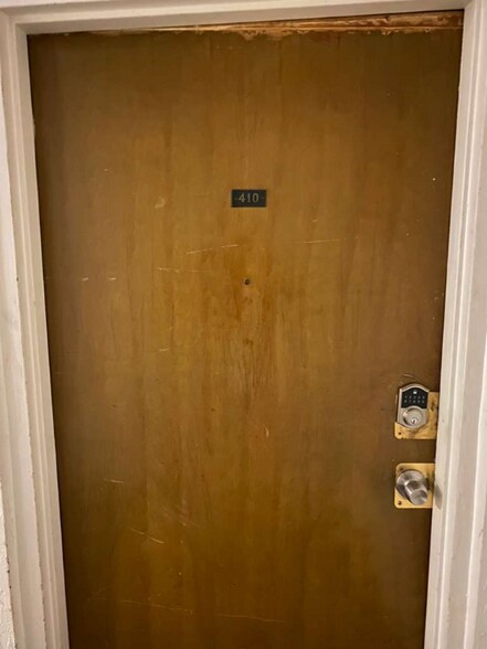 Building Photo - 1885 Taylor Rd