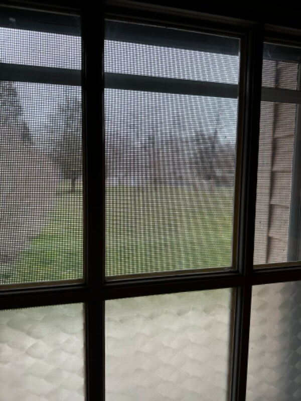 Building Photo - 2168 Meadowlawn Dr