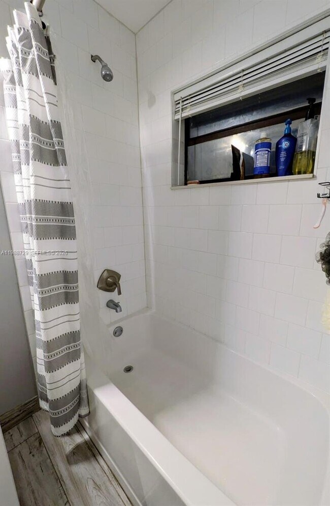 Building Photo - 301 NW 51st St