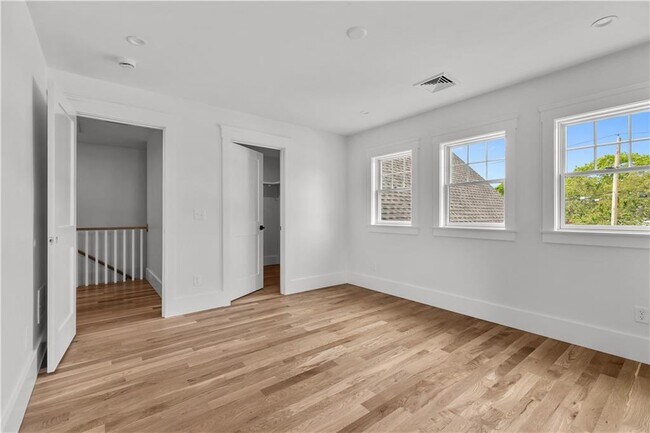 Building Photo - 22 Anchor Way