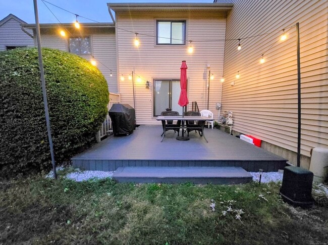 Building Photo - 330 Merwin Ave