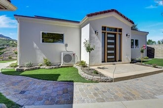 Building Photo - RENT DROP & 50% Off 1st Mo.! New 1 Bed + Flex Rm & 2 Bath ADU – Agoura Hills | 800 Sq Ft