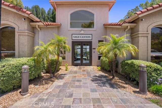 Building Photo - 2275 Del Mar Way