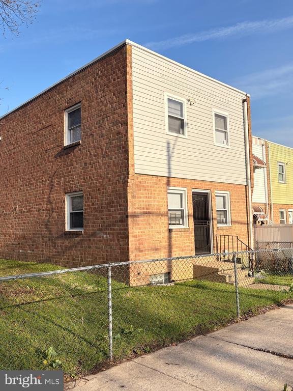 Building Photo - 2126 N 12th St