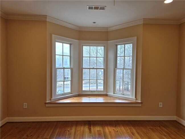 Building Photo - 1462 Georgia Club Dr