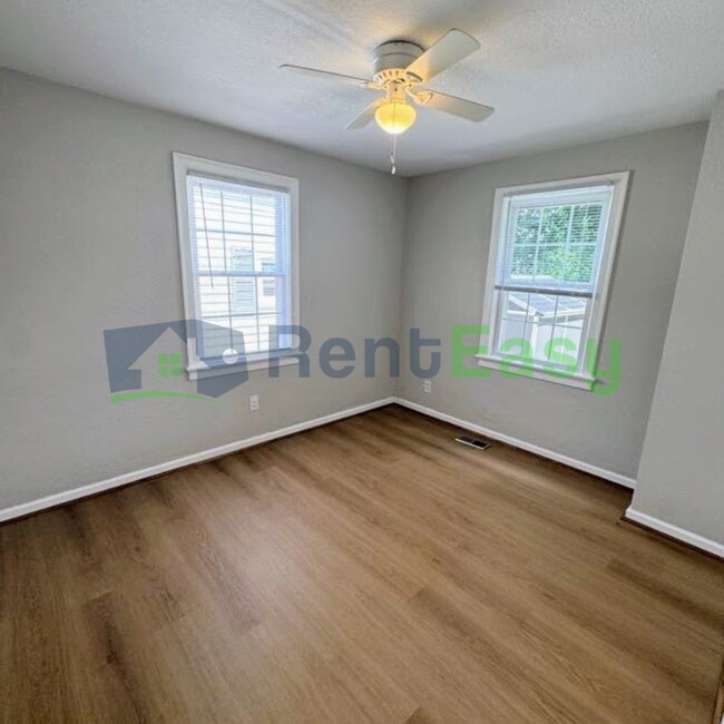 Building Photo - 3316 Dunkirk Ave