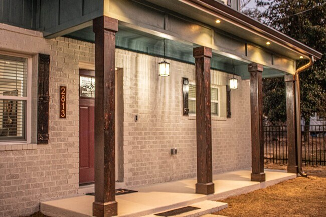 Building Photo - 2813 Mead Rd