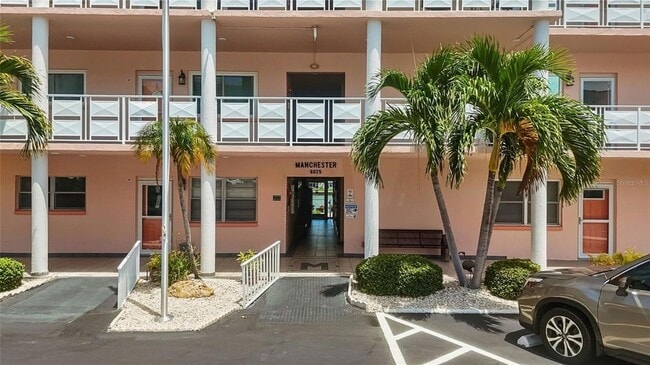 Building Photo - 6025 Shore Blvd S