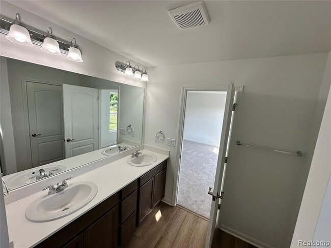 Building Photo - 59579 Schuss Gully Dr