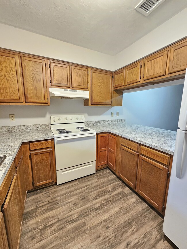 Building Photo - 2917 Woodrich Dr