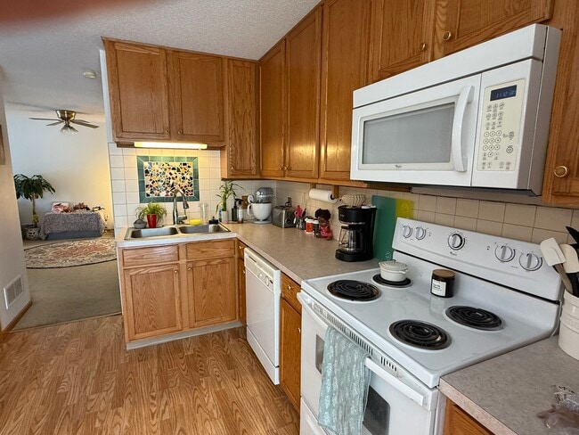 Building Photo - 15711 Fjord Ave