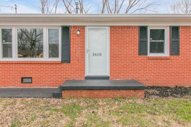 Building Photo - 3610 Gale Ln