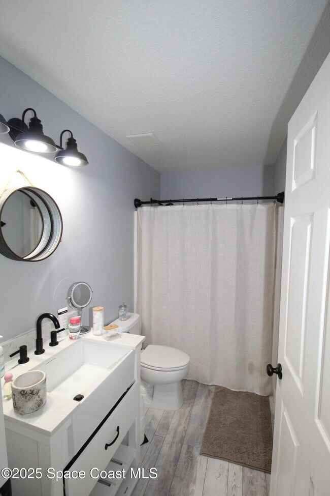 Building Photo - 4056 Meander Pl