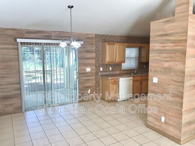 Building Photo - 18 Cedar Tree Trce