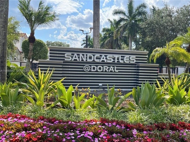 Building Photo - 4330 NW 114th Pl