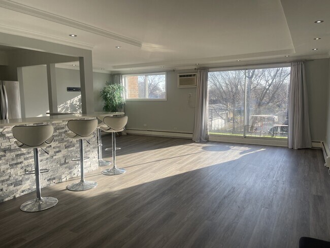 Building Photo - 9445 Kenton Ave