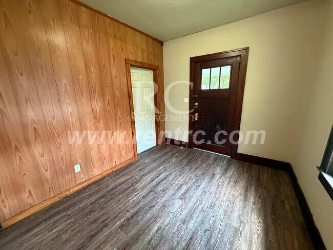 Building Photo - 1210 Sherman-
