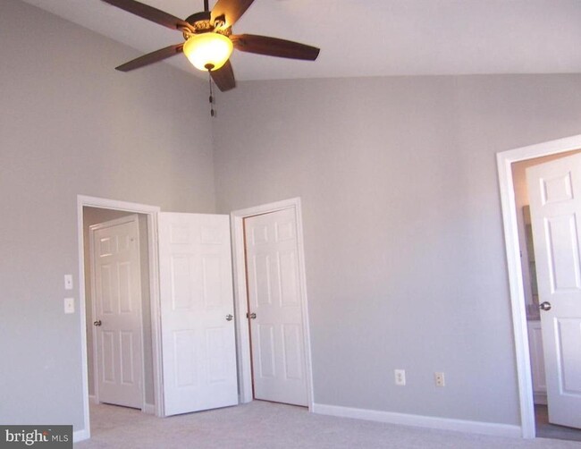Building Photo - 12401 Benjamin Hill Ln