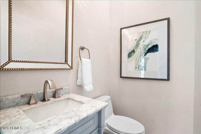 Building Photo - 13613 N 76th St