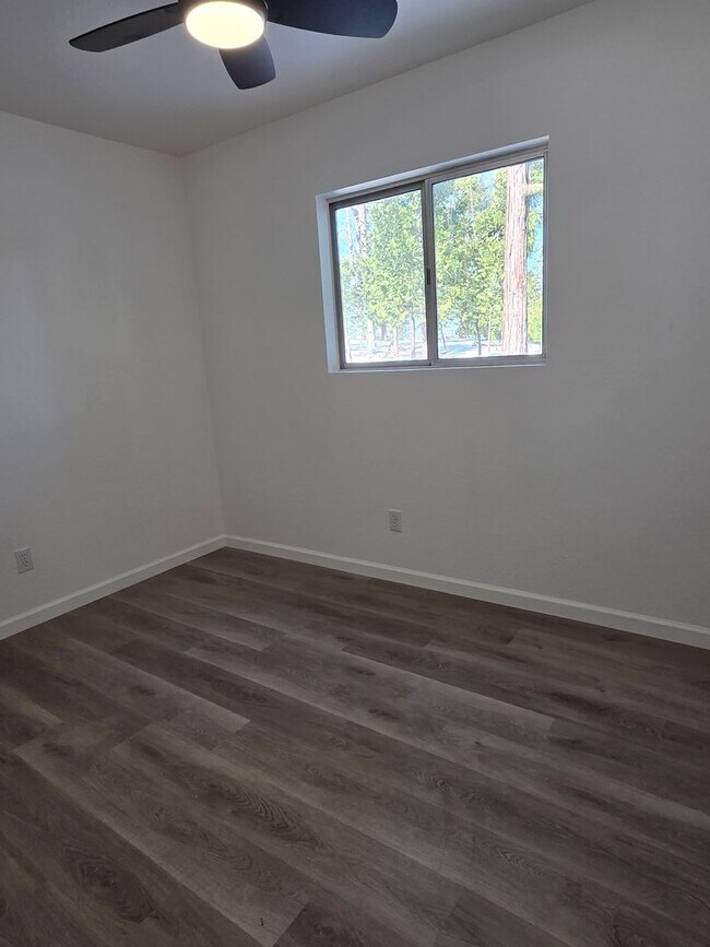 Building Photo - 24508 CA-108