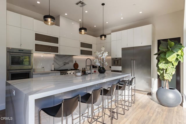 Building Photo - 620 Houseman St