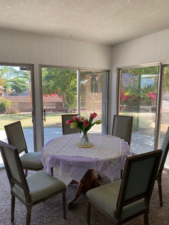 Building Photo - 10 Grey Way