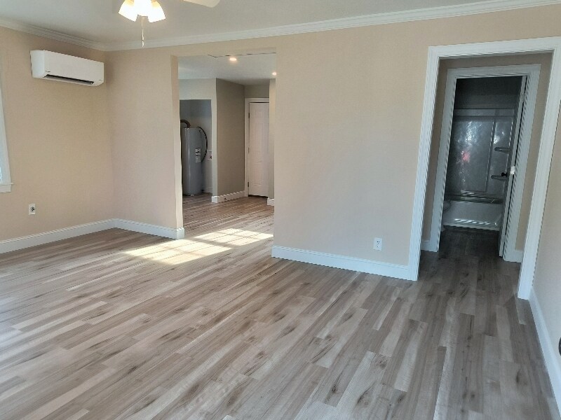 Building Photo - 532 Harwell Ave