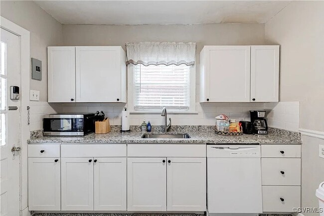 Building Photo - Charming 2-bedroom 1 bath