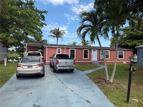 Building Photo - 20606 NW 55th Ct