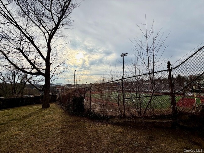 Building Photo - 440 Highland Ave